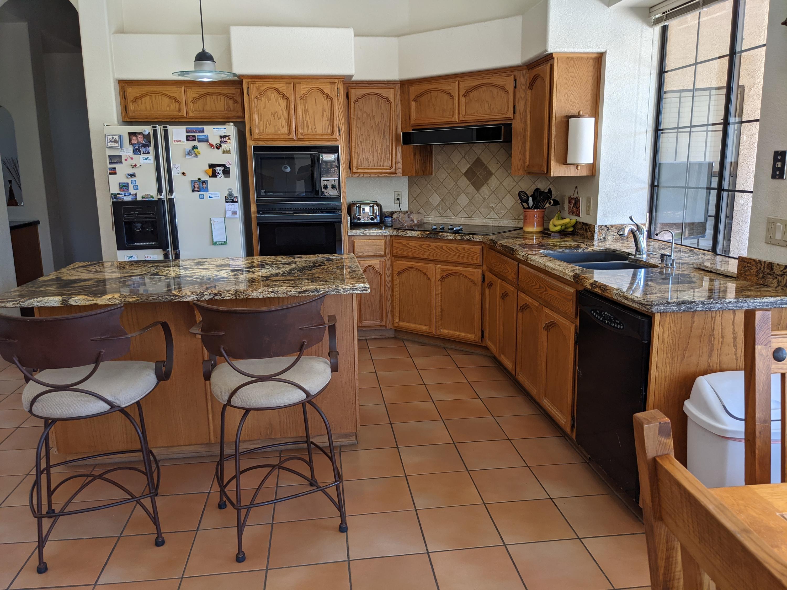1141 East Grandview Road Phoenix, AZ 85022 - Photo 9 of 36 9