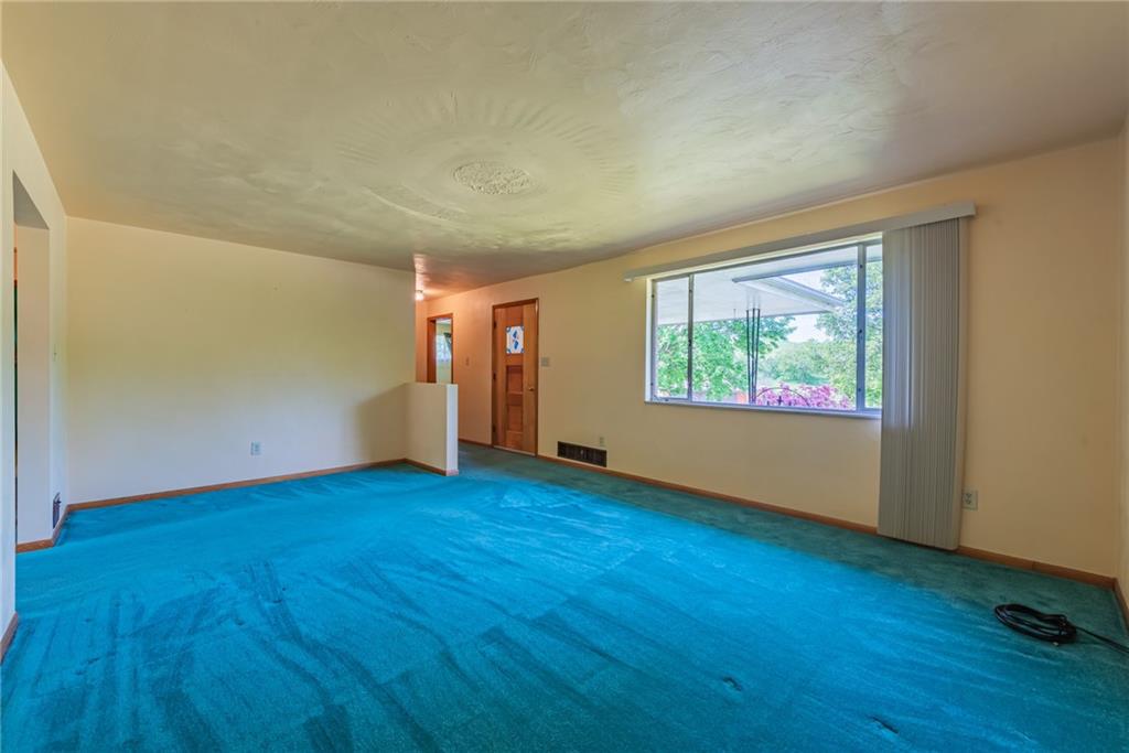 637 Todd Farm Road Rostraver Township, PA 15012 - Photo 11 of 25 Gallery Image 11
