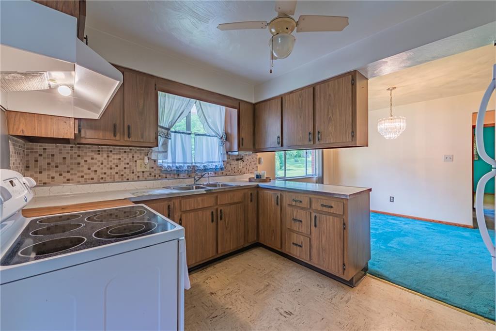 637 Todd Farm Road Rostraver Township, PA 15012 - Photo 16 of 25 Gallery Image 16