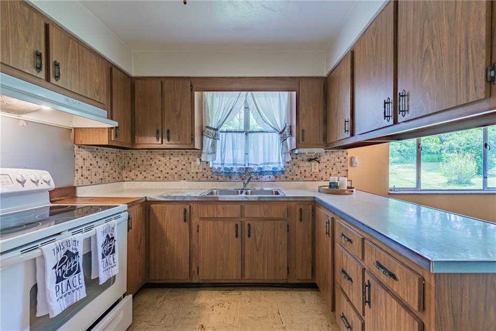 637 Todd Farm Road Rostraver Township, PA 15012 - Photo 17 of 25 Gallery Image 17