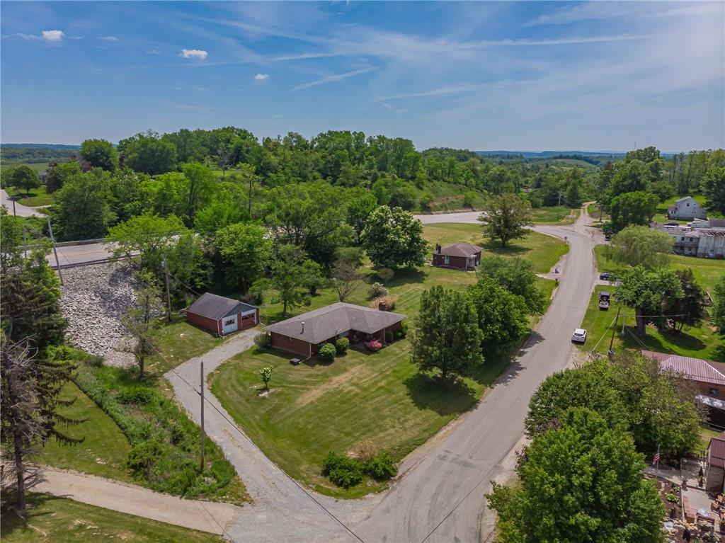 637 Todd Farm Road Rostraver Township, PA 15012 - Photo 3 of 25 Gallery Image 3