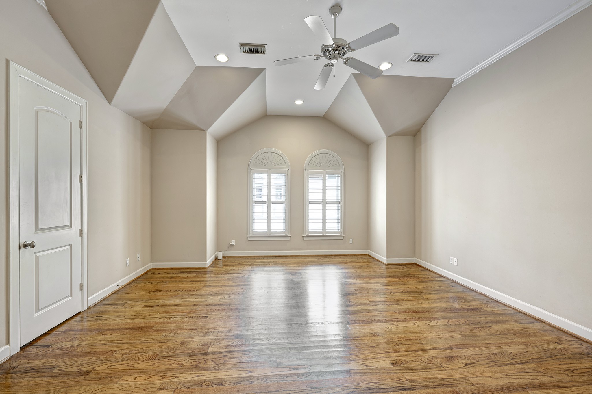 1523 Haddon Street, Unit B Houston, TX 77006 - Photo 12 of 22