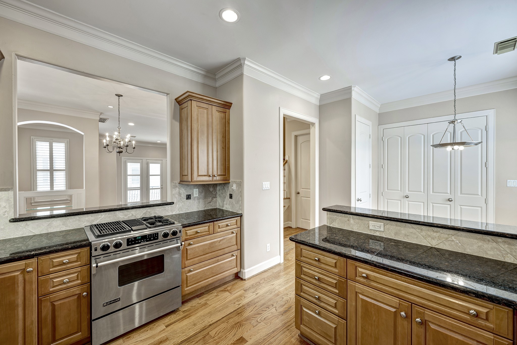 1523 Haddon Street, Unit B Houston, TX 77006 - Photo 9 of 22