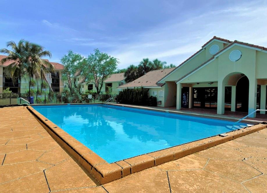 5721 Riverside Drive, Unit 204B5 Coral Springs, FL 33067 - Photo 16 of 21 Photo 16
