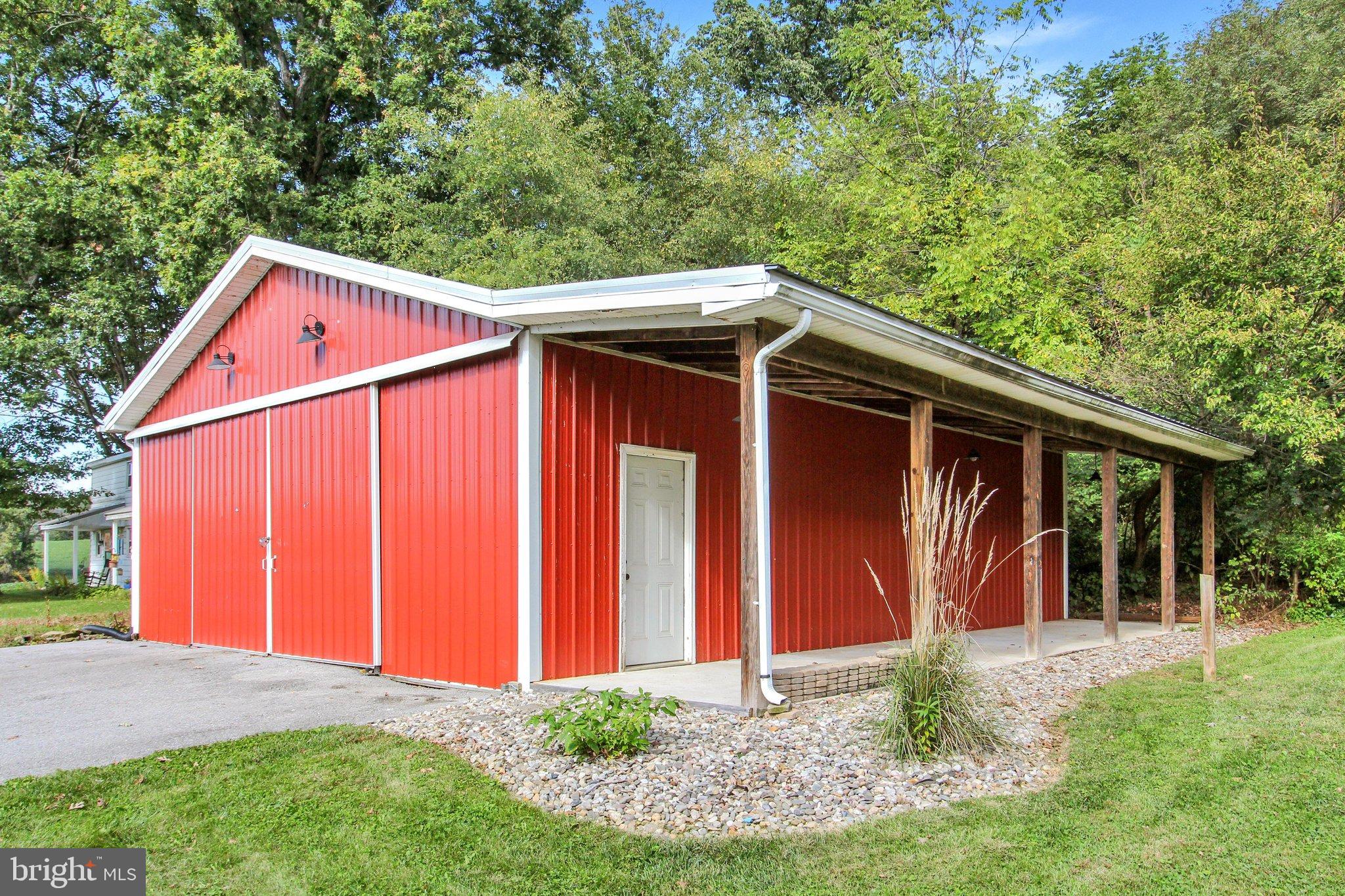 1147 Lake Road Spring Grove, PA 17362 - Photo 38 of 41 Gallery Image 38
