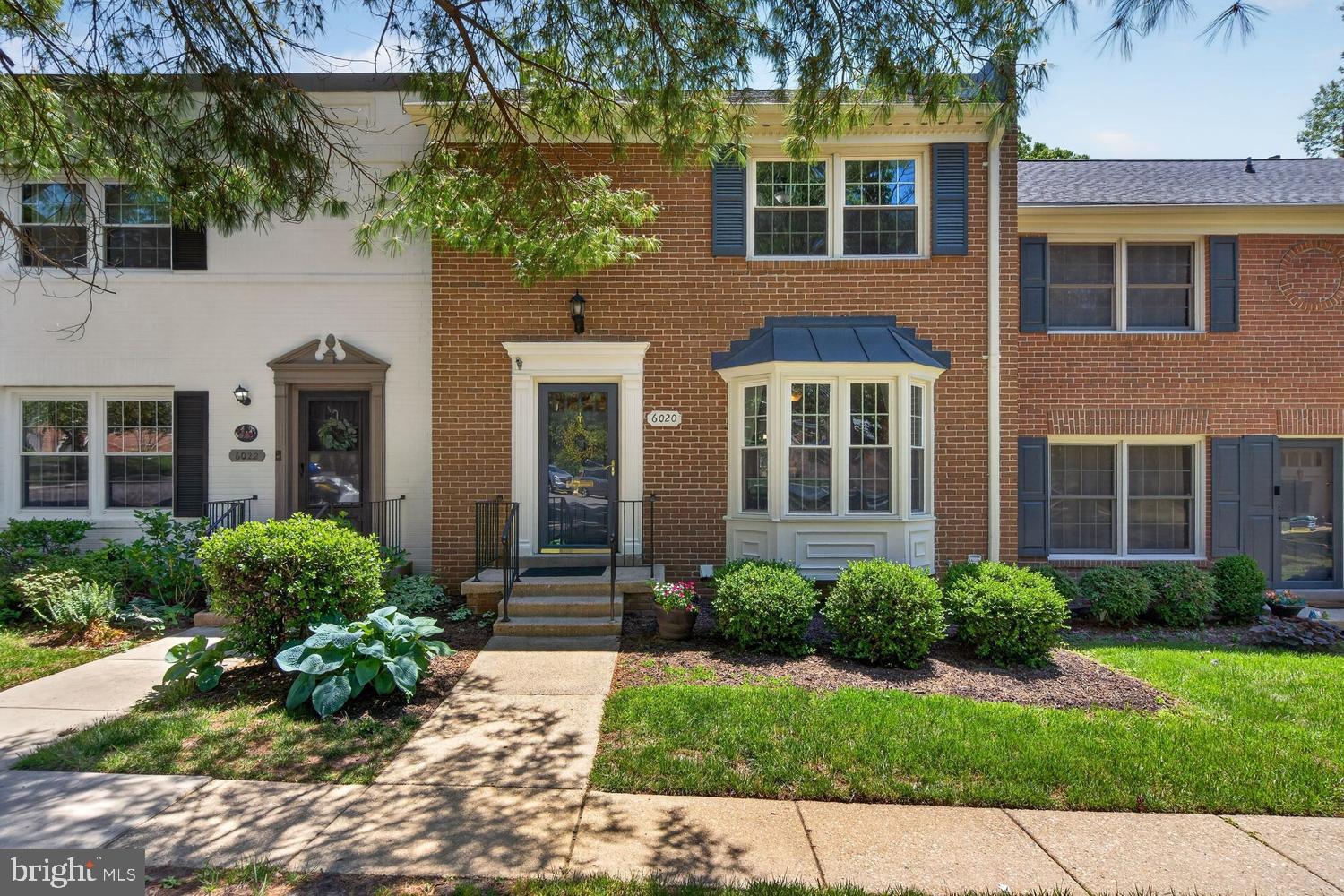 6020 Waterbury Court Springfield, VA 22152 - Photo 1 of 80 Welcome to 6020 Waterbury Ct. in Charlestown