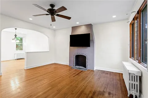 $450,000 | 561 South Negley Avenue, Unit 4, Pittsburgh, PA 15232