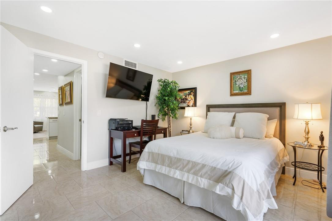 150 Prescott H, Unit 150 Deerfield Beach, FL 33442 - Photo 17 of 49 Photo 17