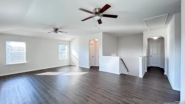 $2,175 | 423 Fly Catcher, San Antonio, TX 78253