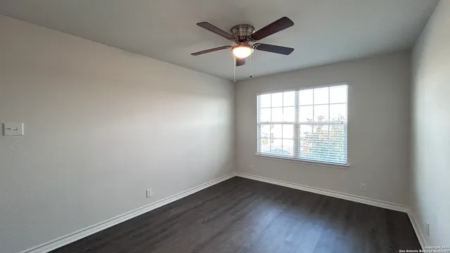 $2,375 | 423 Fly Catcher, San Antonio, TX 78253