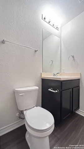 $2,175 | 423 Fly Catcher, San Antonio, TX 78253