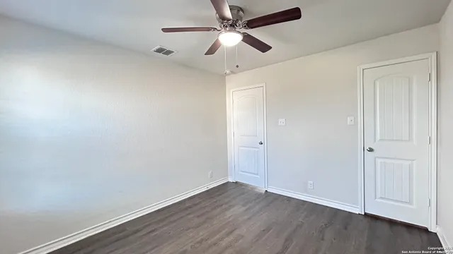 $2,375 | 423 Fly Catcher, San Antonio, TX 78253