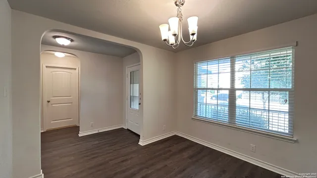 $2,175 | 423 Fly Catcher, San Antonio, TX 78253