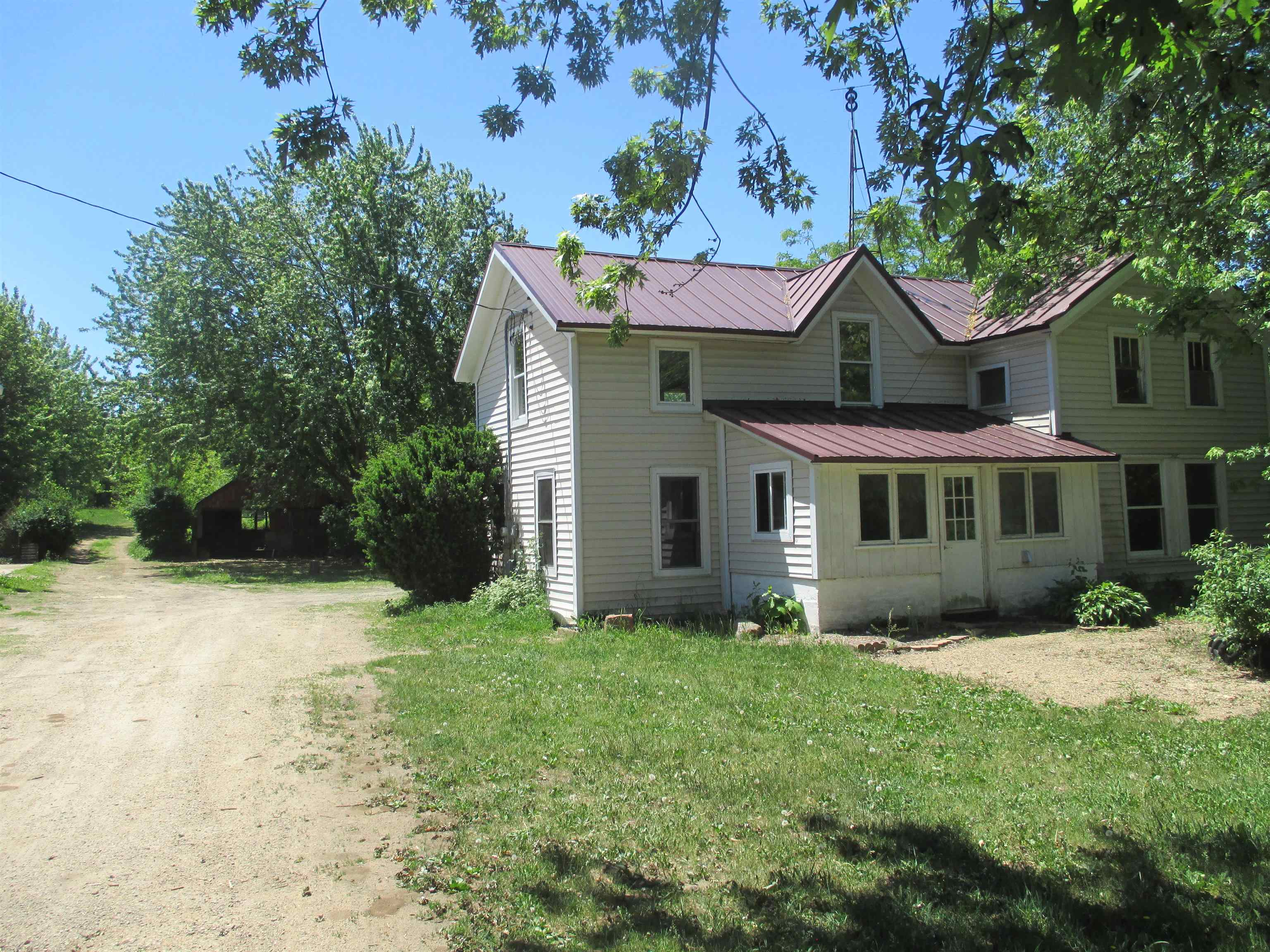 W3483 Grouse Road Pardeeville, WI 53954 - Photo 2 of 15