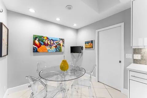 $599,900 | 37 Clubhouse Lane, Boynton Beach, FL 33436