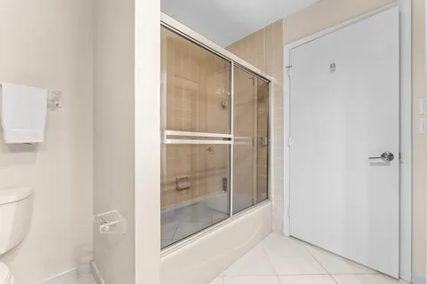 $599,900 | 37 Clubhouse Lane, Boynton Beach, FL 33436