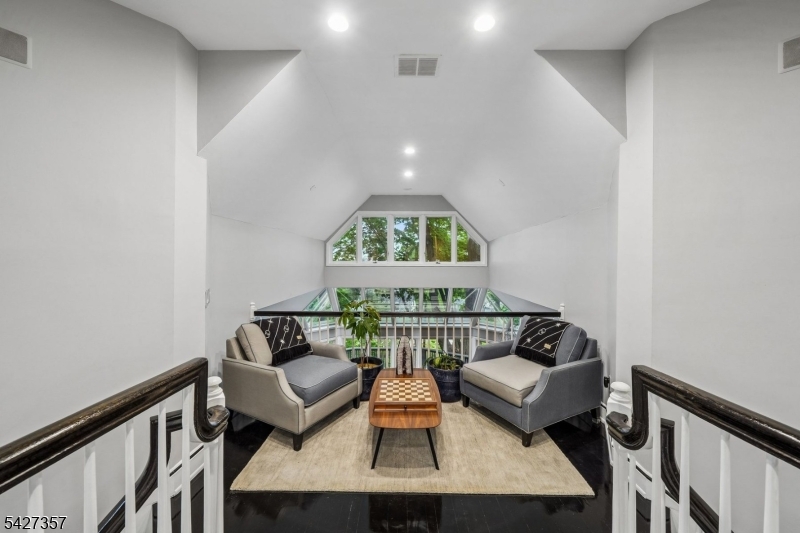 3 Kips Ridge Montclair, NJ 07042 - Photo 17 of 41