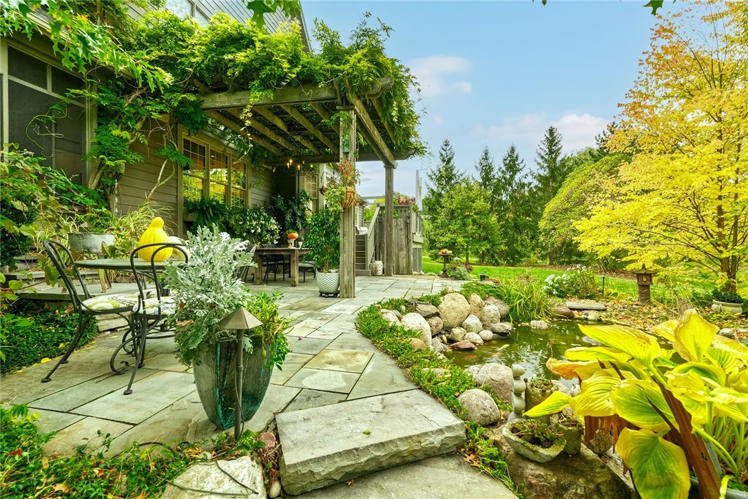 1009 Wickerton Lane Webster, NY 14580 - Photo 36 of 40