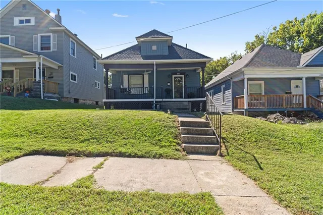 $160,000 | 1025 Greeley Avenue, Kansas City, KS 66104