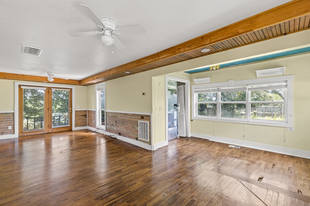 282 East 2nd Street Blue Ridge, GA 30513 - Photo 6 of 18