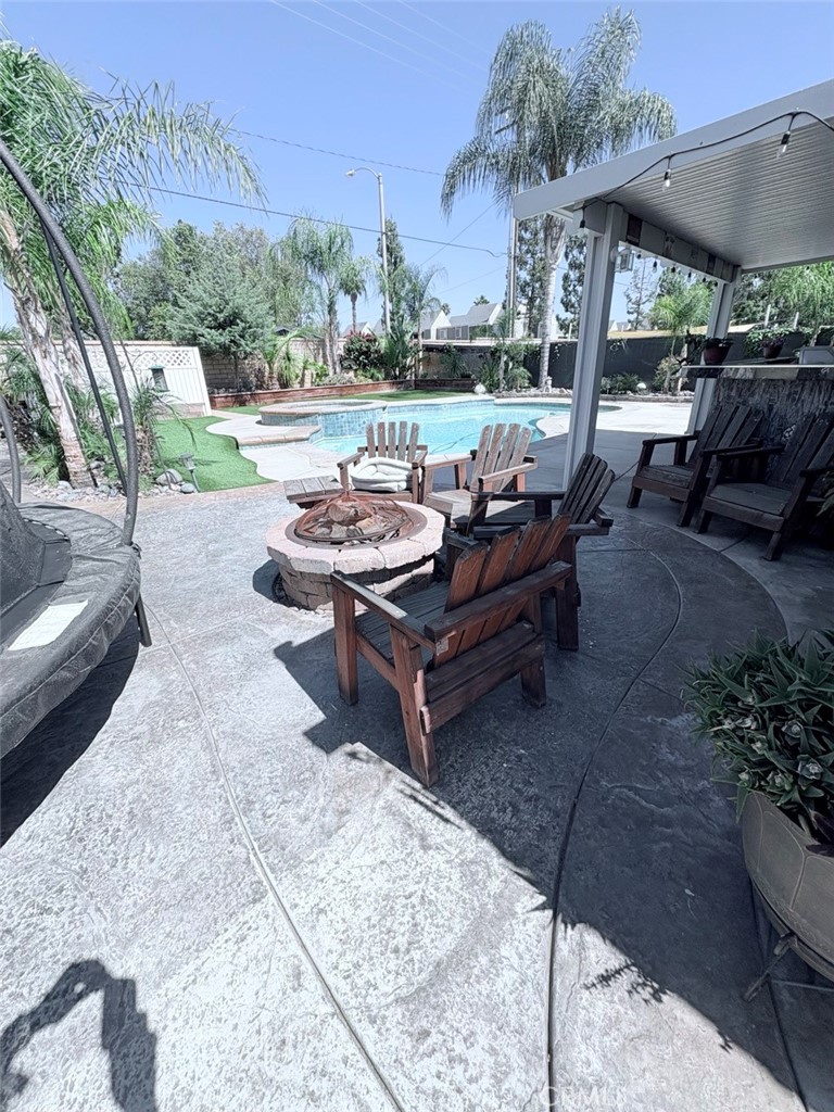 924 Aria Road Hemet, CA 92543 - Photo 7 of 40