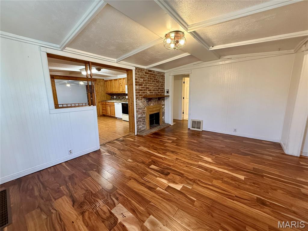 239 West Thomas Street Roxana, IL 62084 - Photo 4 of 20