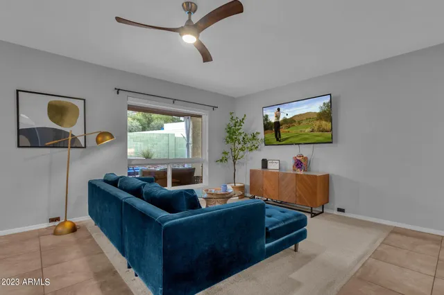 $4,000 | 4611 East Desert Drive, Phoenix, AZ 85044