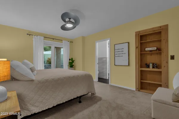$4,000 | 4611 East Desert Drive, Phoenix, AZ 85044