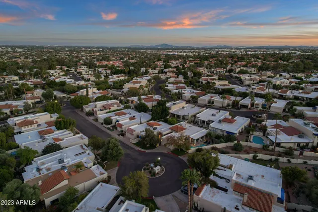 $4,000 | 4611 East Desert Drive, Phoenix, AZ 85044