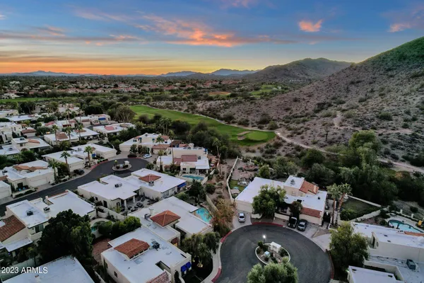 $4,000 | 4611 East Desert Drive, Phoenix, AZ 85044