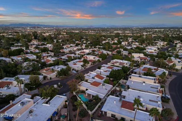 $4,000 | 4611 East Desert Drive, Phoenix, AZ 85044