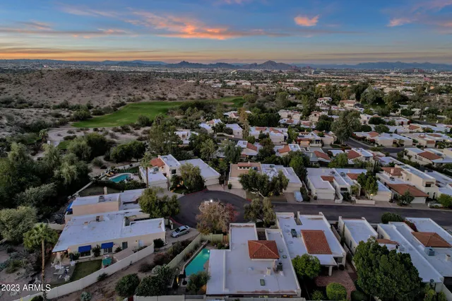 $4,000 | 4611 East Desert Drive, Phoenix, AZ 85044