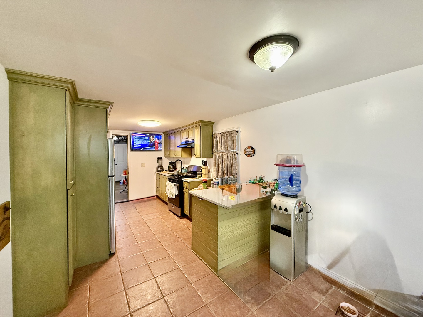 2012 West 21st Place Chicago, IL 60608 - Photo 4 of 49
