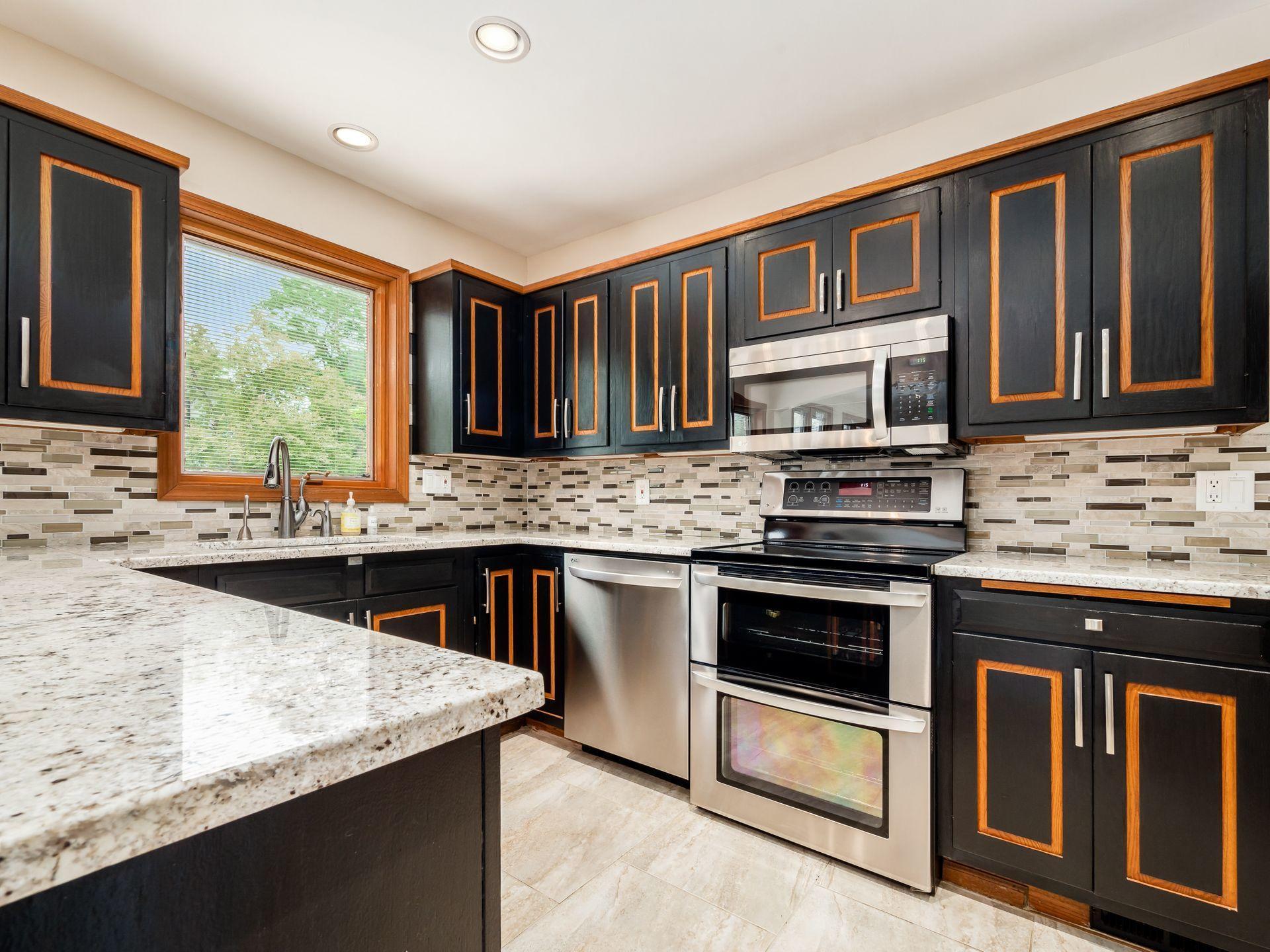 137 North Remington Road Columbus, OH 43209 - Photo 16 of 59