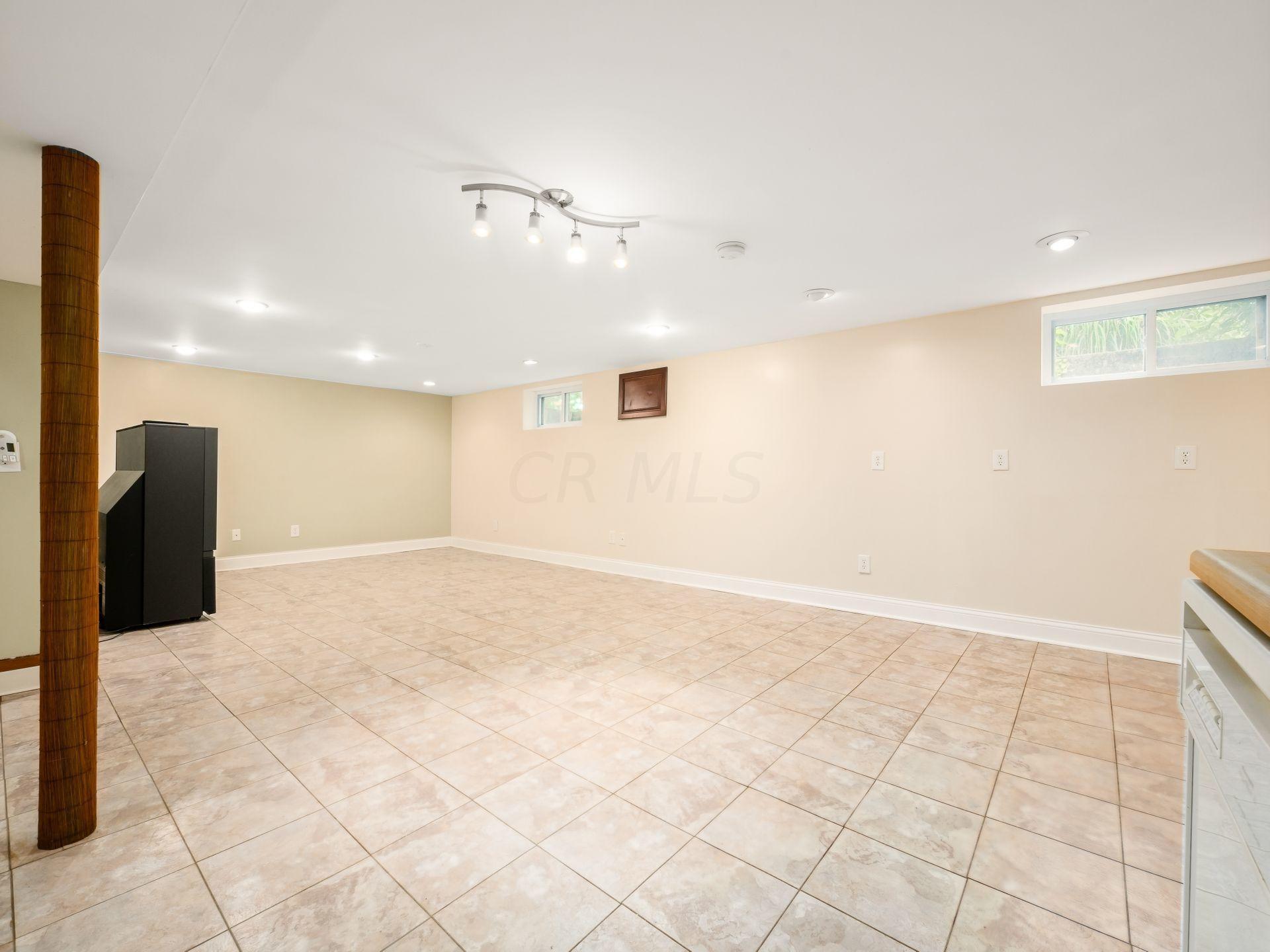 137 North Remington Road Columbus, OH 43209 - Photo 41 of 59