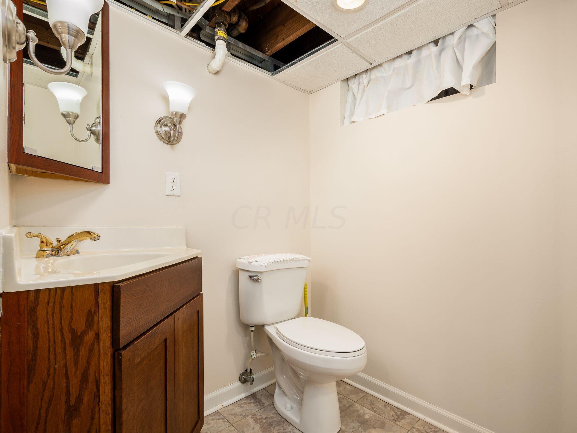 137 North Remington Road Columbus, OH 43209 - Photo 42 of 59