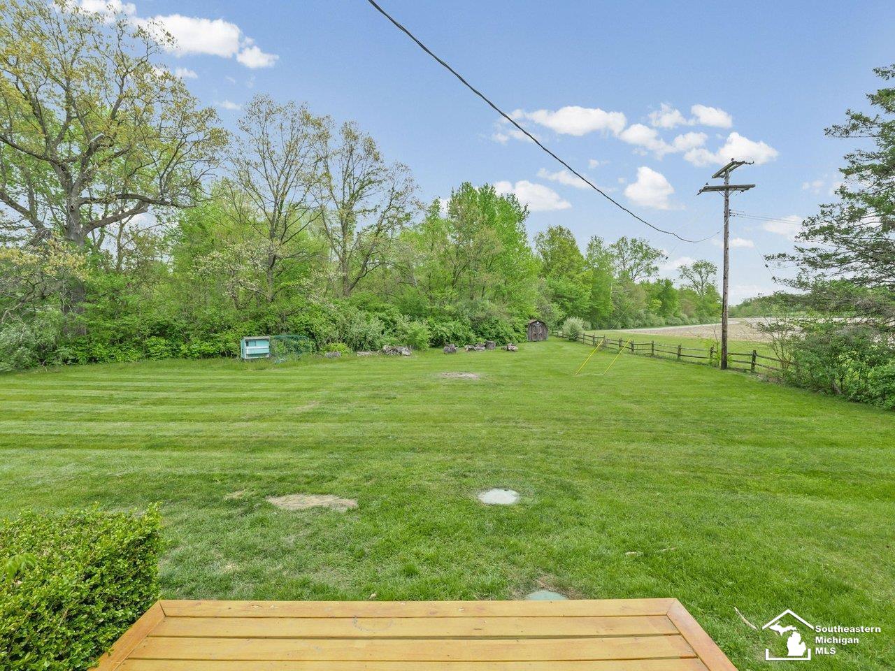 2037 Meanwell Road Dundee, MI 48131 - Photo 37 of 54