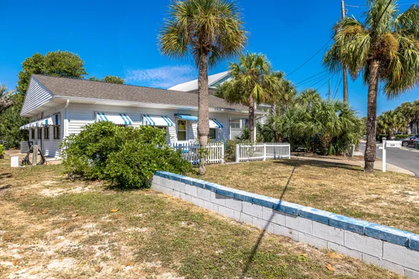 a view of a house with swimming pool