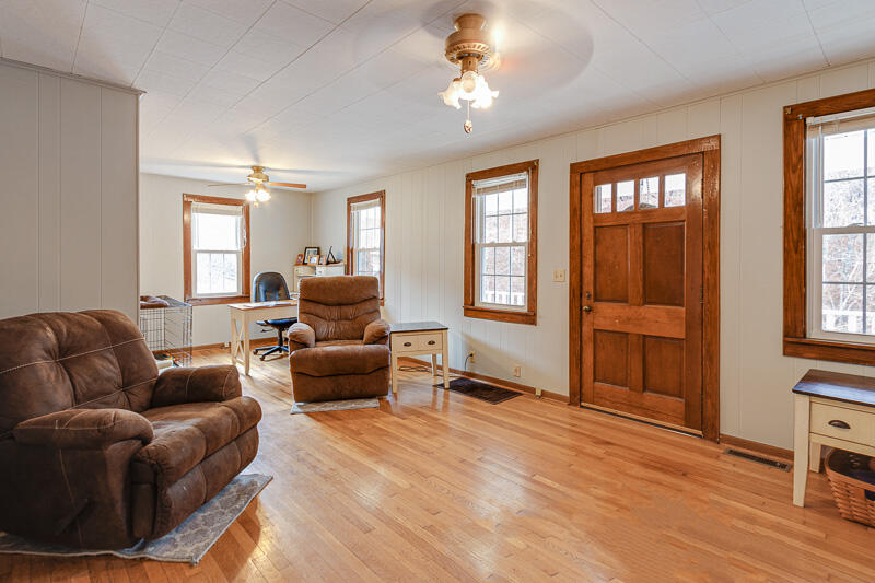 2750 South Wesley Chapel Road Greeneville, TN 37745 - Photo 15 of 31 015--SMALL