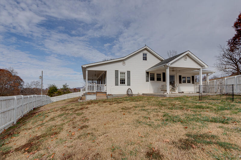 2750 South Wesley Chapel Road Greeneville, TN 37745 - Photo 3 of 31 003--SMALL