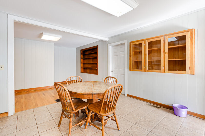 2750 South Wesley Chapel Road Greeneville, TN 37745 - Photo 10 of 31 010--SMALL