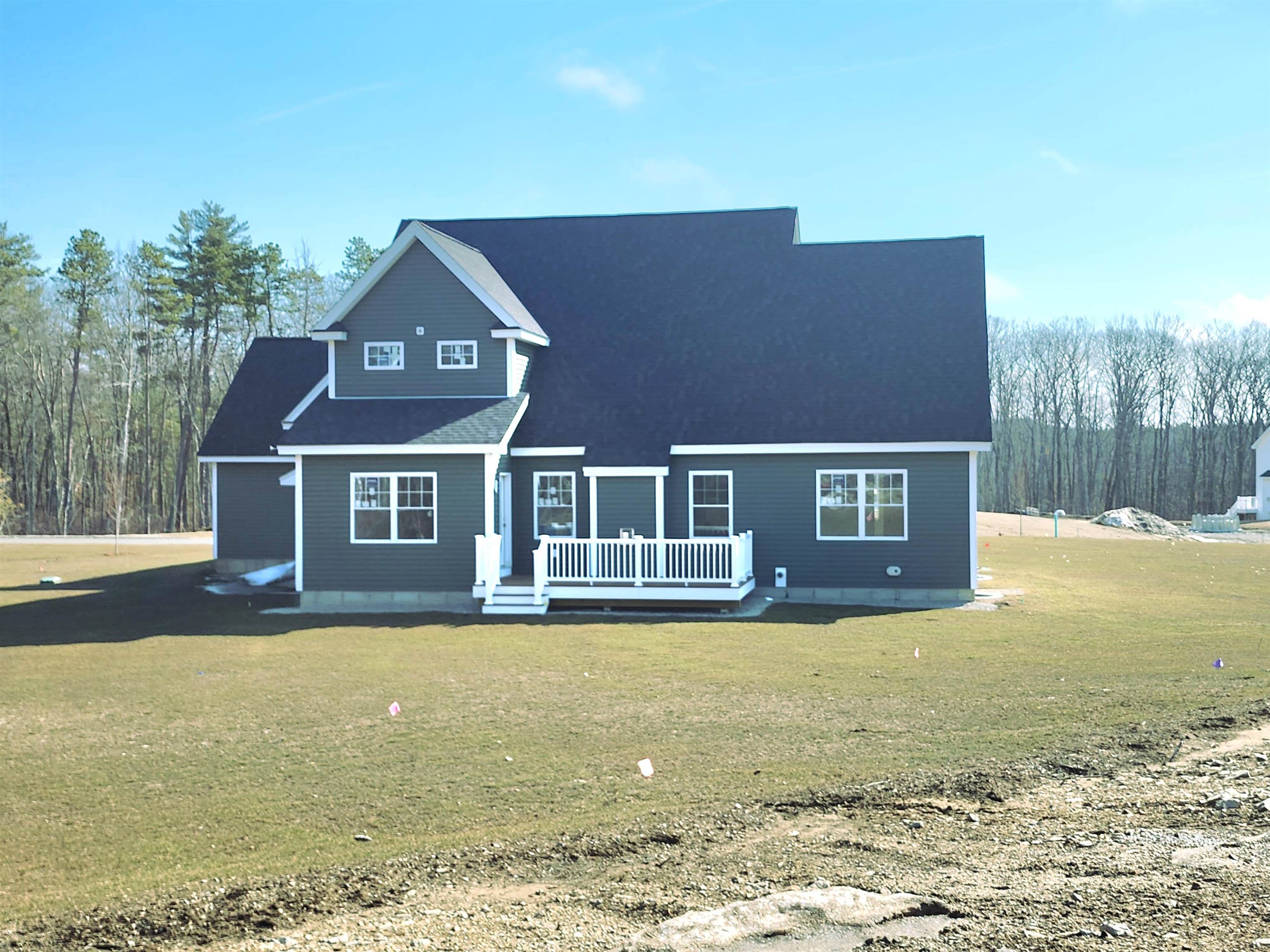 38 Daniel Road Derry, NH 03038 - Photo 5 of 14