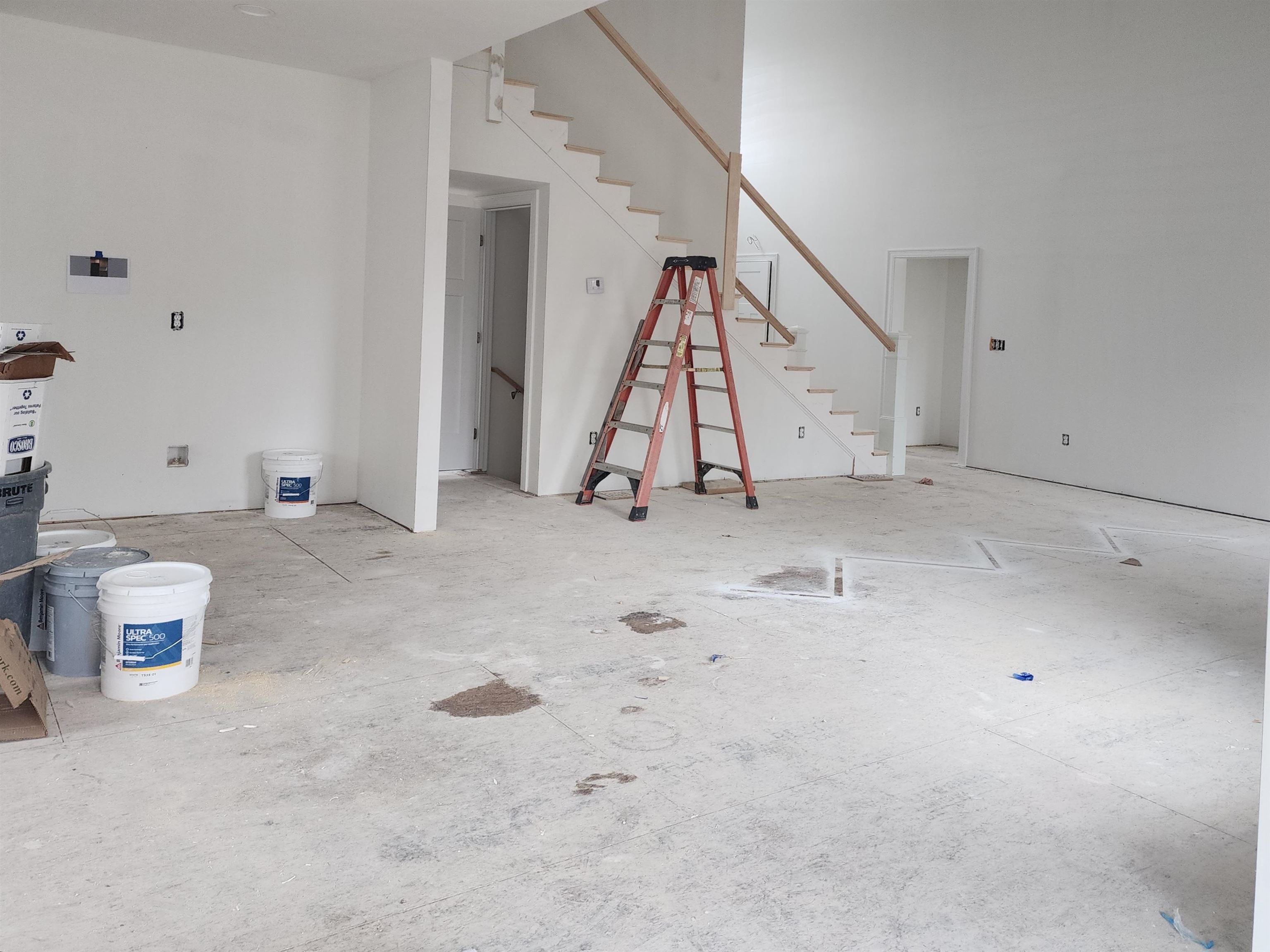 38 Daniel Road Derry, NH 03038 - Photo 8 of 14