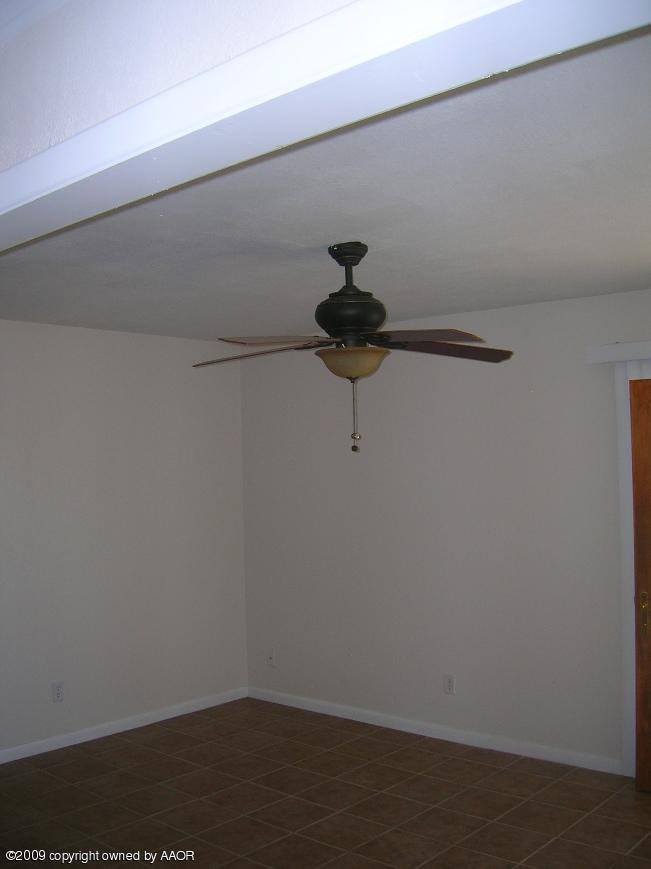 4116 South Lipscomb Street Amarillo, TX 79110 - Photo 5 of 10 a view of a small space