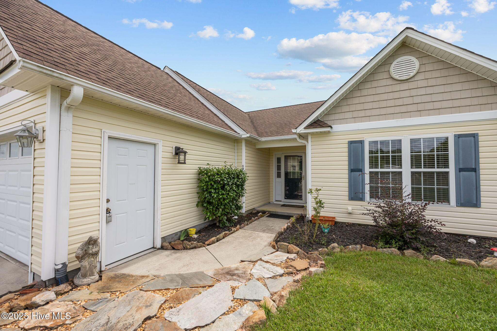 176 Lewis Road Hampstead, NC 28443 - Photo 2 of 48 54-web-or-mls-IMG_4854