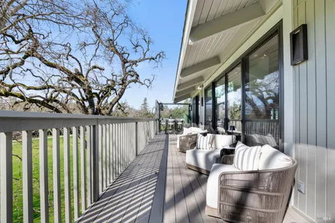 $2,700,000 | 350 Deer Hollow Drive, Napa, CA 94558