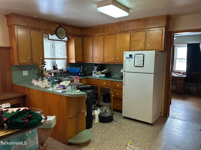 $259,900 | 14 Calumet Street, Pittsfield, MA 01201