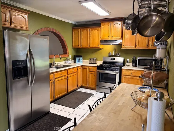 $725,000 | 13917 Roseton Avenue, Norwalk, CA 90650