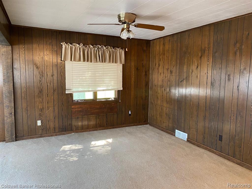 445 North Main Street Perry, MI 48872 - Photo 5 of 19