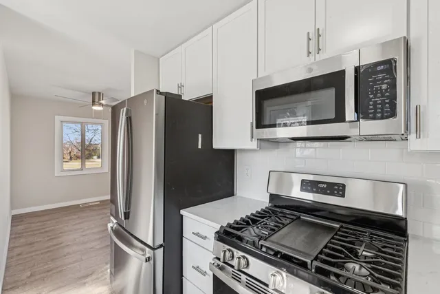 $280,000 | 2413 Country Lane, McHenry, IL 60051